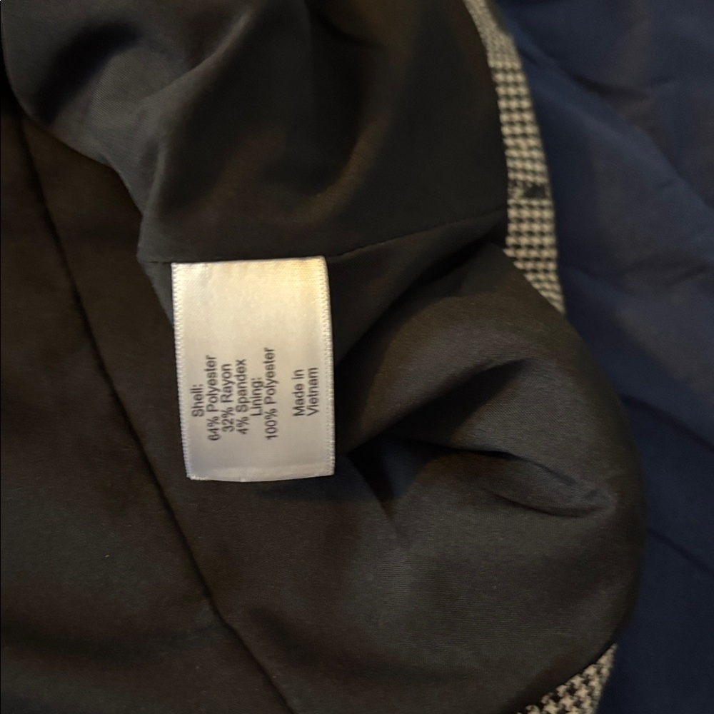 NWOT Lane Bryant Black and Tan Patterned Blazer - Picture 14 of 15